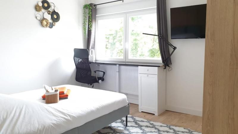 Chambre Privee 14M - Wifi - Appart' 120M Woippy Buitenkant foto